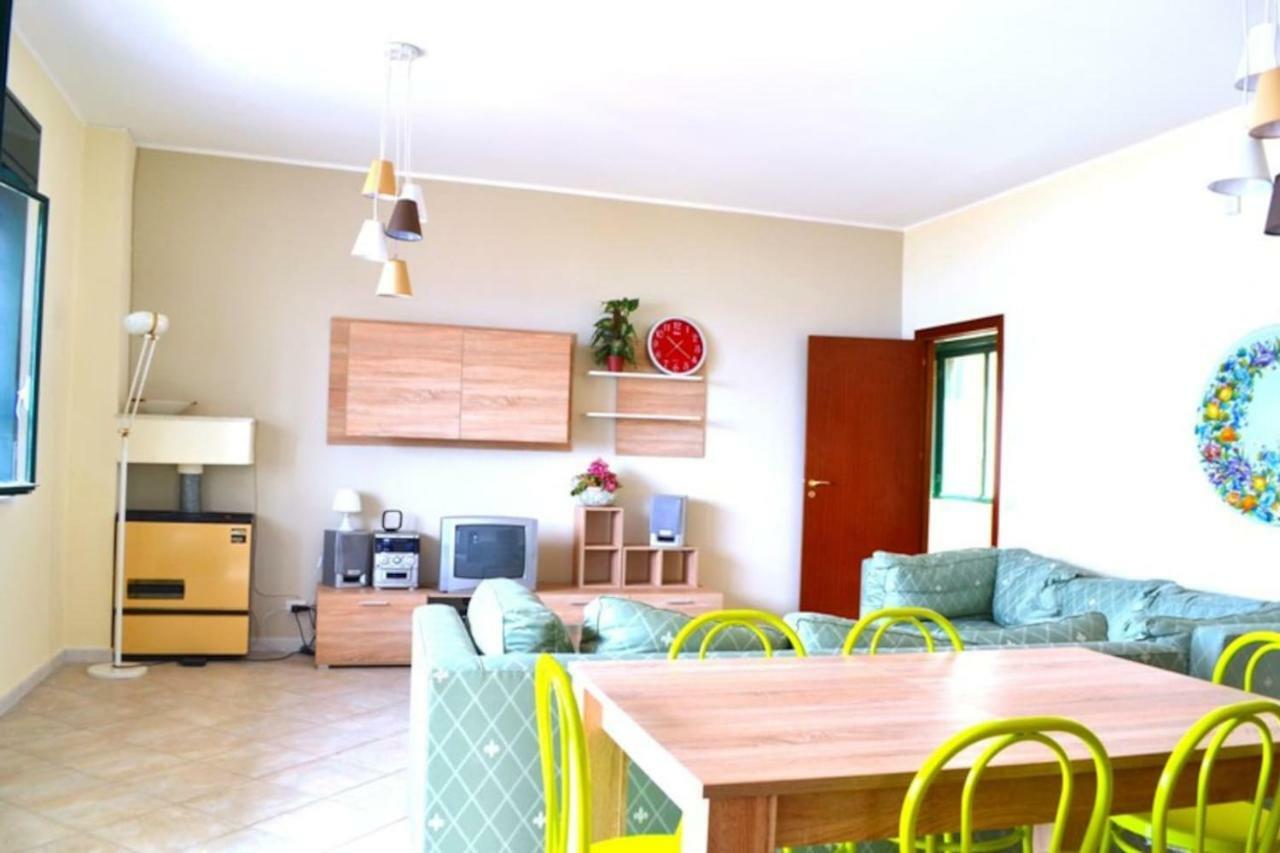 Casa Vacanze La Petrusella Trabia Exterior foto